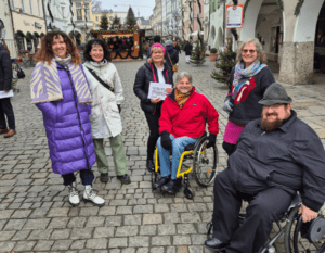 Projektgruppe barrierefreies Bauen mit 2 Rollifahrern